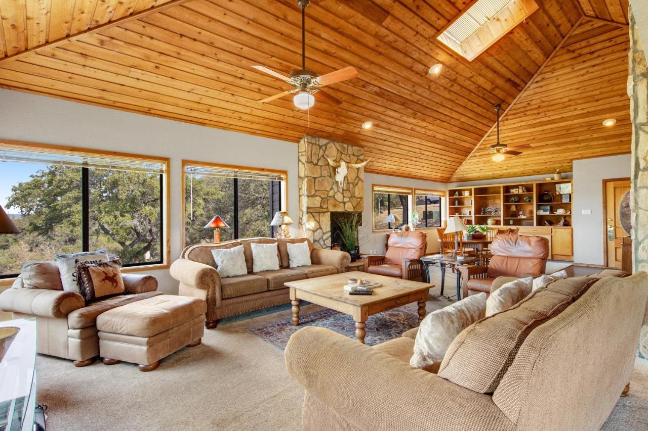 Spicewood Treehouse Exterior foto